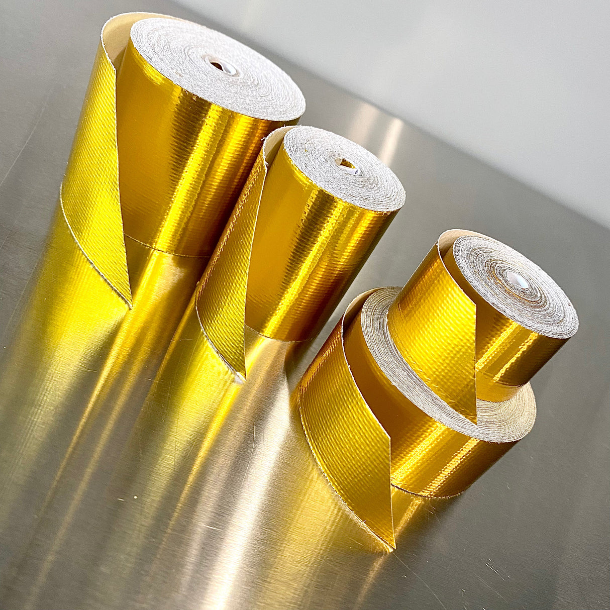 STEALTH HEAT - Hitzeschutzband 50mm (Gold / Reflektierend / Selbstklebend)